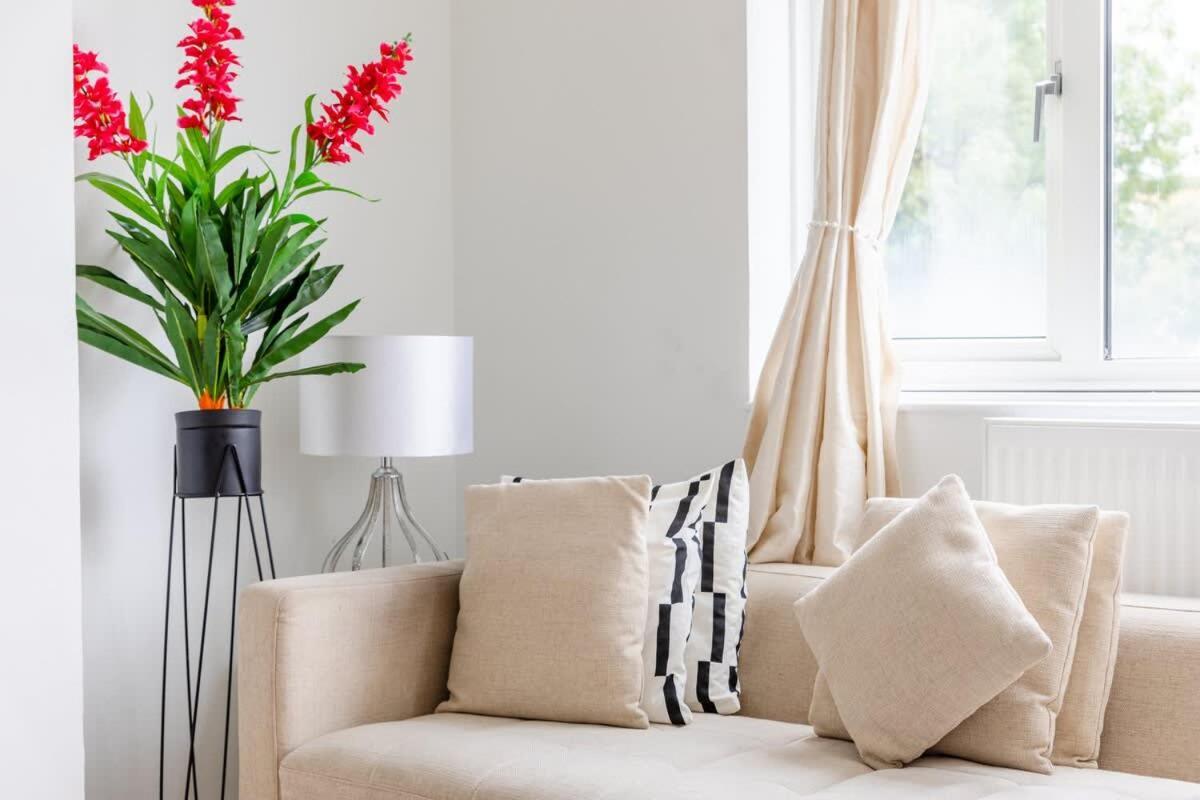 Ferienhaus Cosy 3 Bed Flat Near London's Highlights London