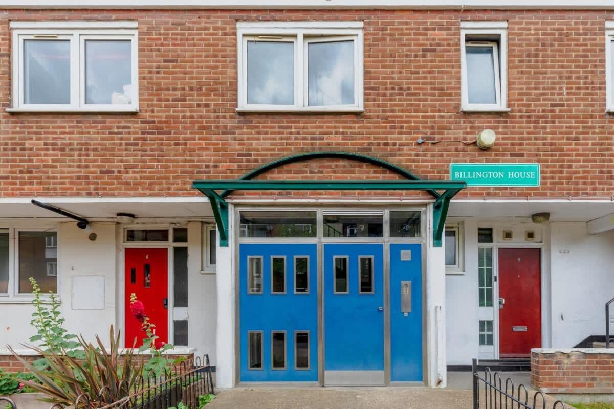 Ferienhaus Cosy 3 Bed Flat Near London's Highlights